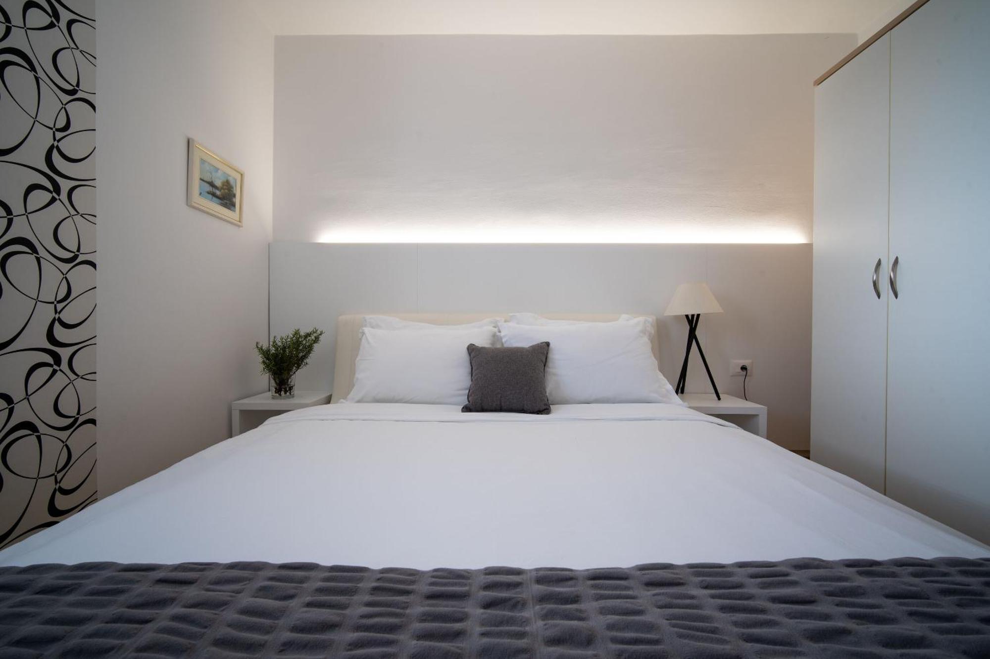 Apartments Valbruna ロヴィニ エクステリア 写真
